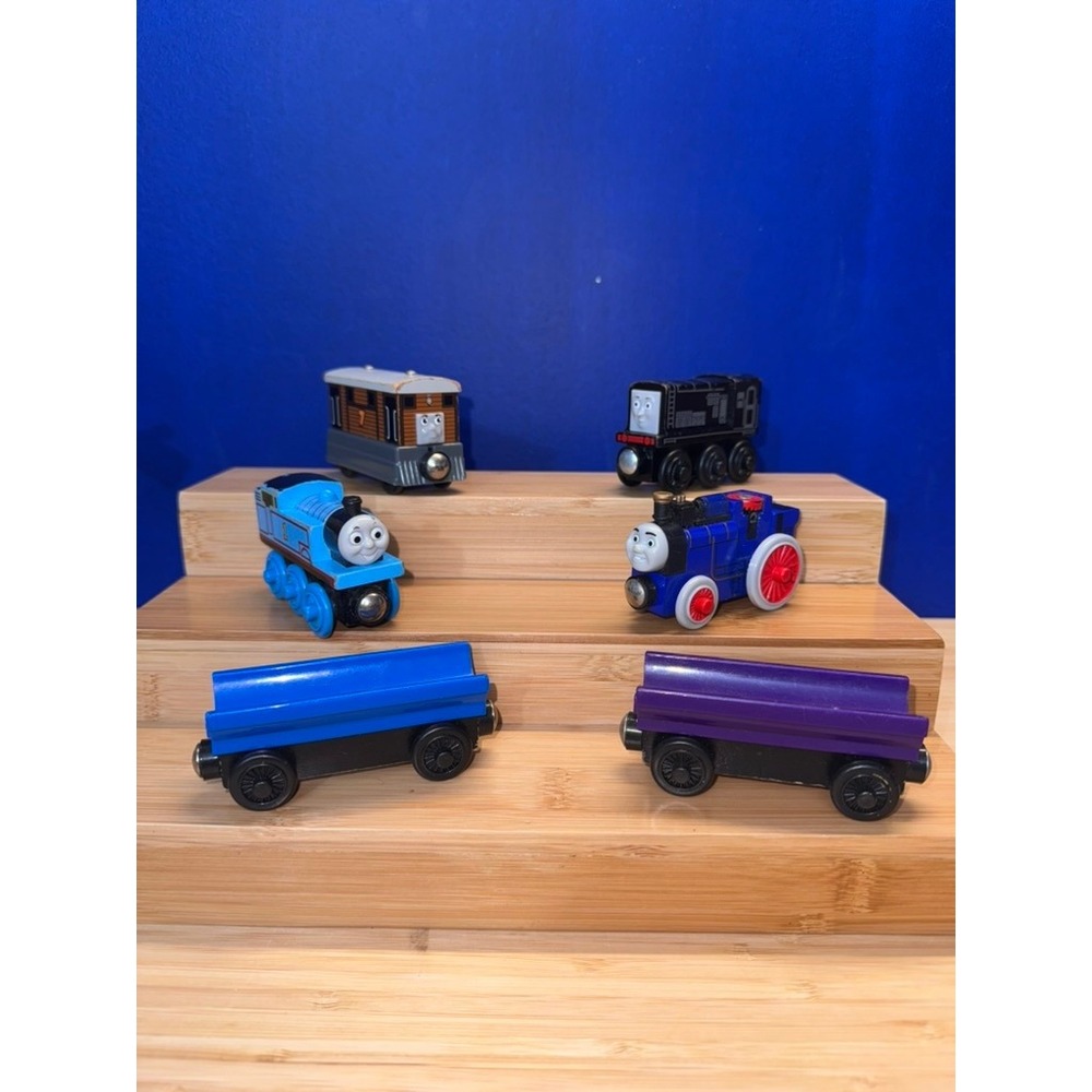 Thomas and Friends Wooden Railway Lot Thomas Toby Fergus Diesel Cargo Cars 6pc
